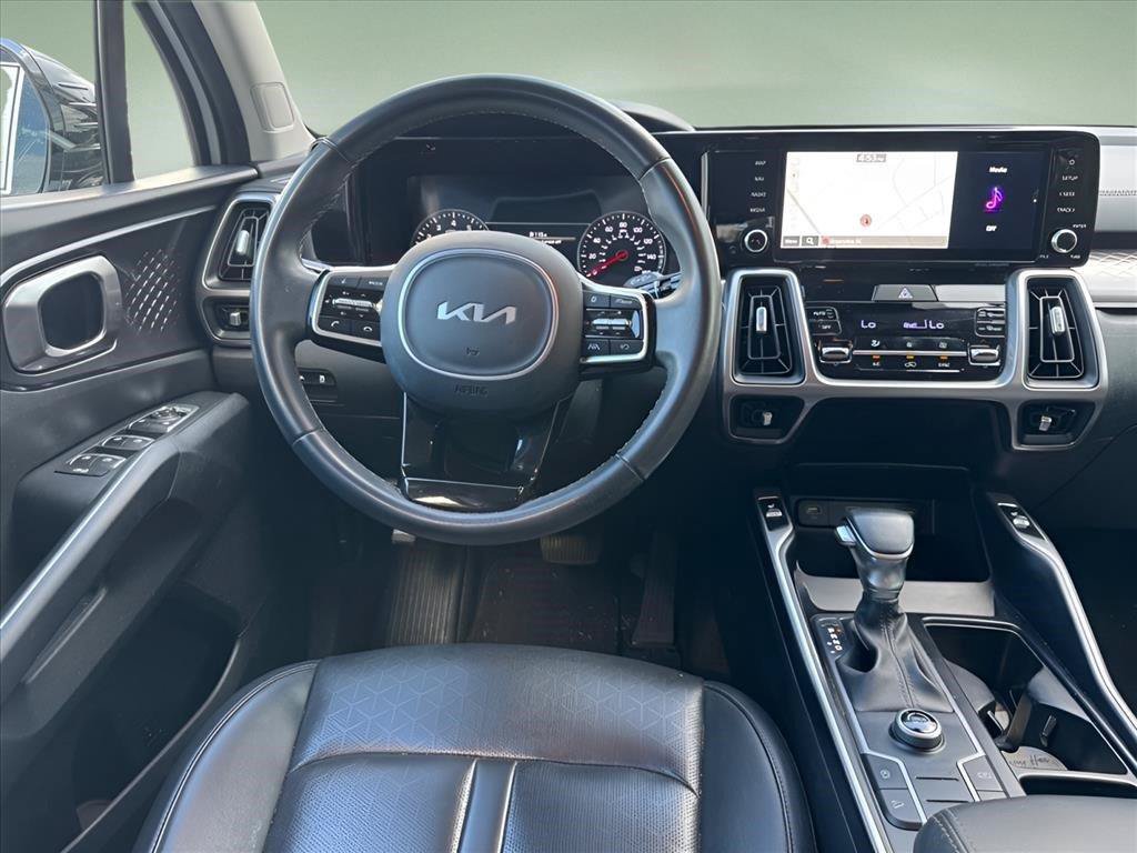 Used 2023 Kia Sorento S FWD image 15