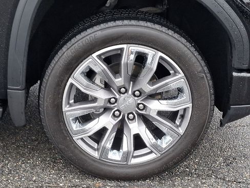 Used 2024 GMC Sierra 1500 Denali w/ Denali Reserve Package image 8