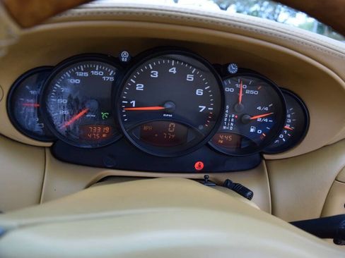Used 2000 Porsche 911 Carrera 4 image 67