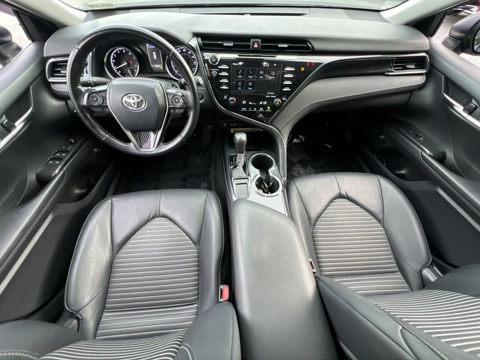 Used 2019 Toyota Camry SE w/ Audio Package FWD image 13
