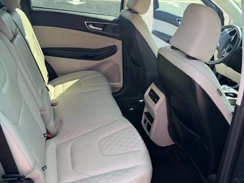 Used 2024 Ford Edge Titanium AWD/4WD image 23