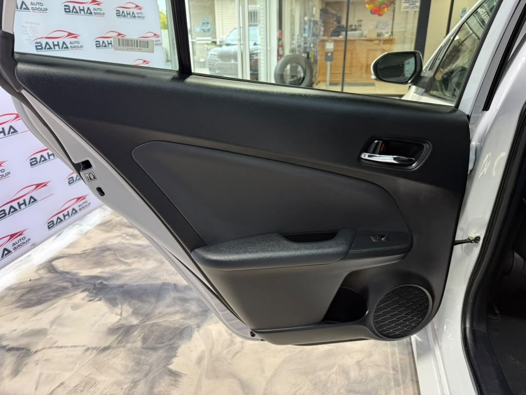 Used 2022 Toyota Prius LE FWD image 43