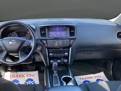 Used 2020 Nissan Pathfinder SV AWD/4WD image 11