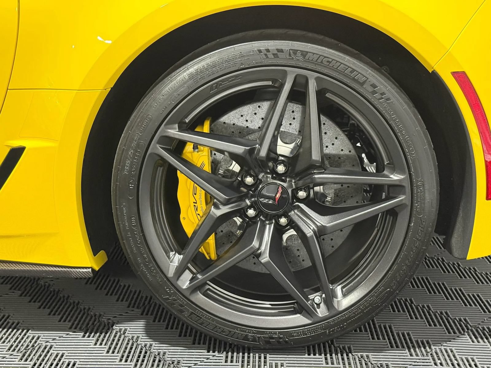 Used 2019 Chevrolet Corvette ZR1 RWD image 26