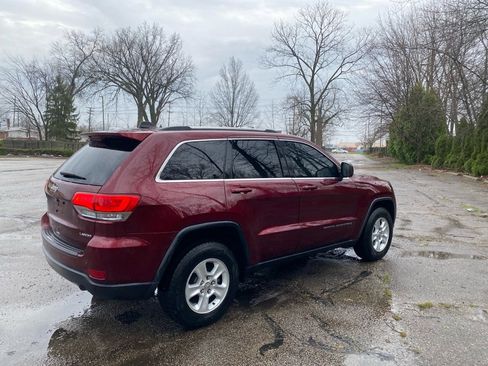 Used 2017 Jeep Grand Cherokee Laredo w/ Quick Order Package 23E image 5
