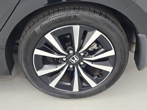 Certified 2023 Honda Civic EX-L image 30