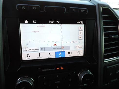 Used 2019 Ford F150 Raptor w/ Equipment Group 802A Luxury image 11