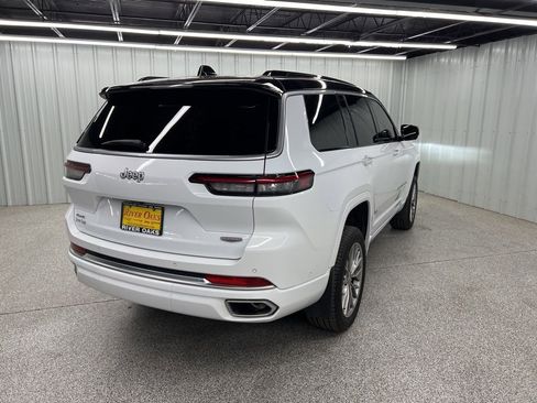 Used 2025 Jeep Grand Cherokee L Summit w/ MOPAR Finishing Package AWD/4WD image 6