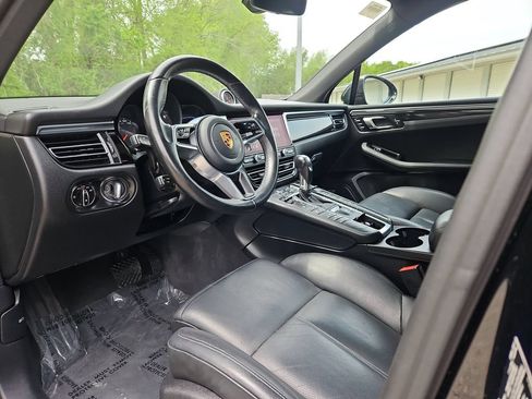 Used 2021 Porsche Macan AWD/4WD image 4