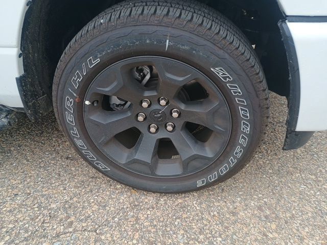 Used 2026 RAM 1500 Express AWD/4WD image 10