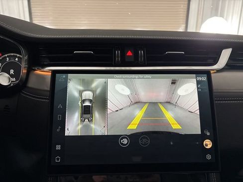 Used 2025 Jaguar F-PACE R-Dynamic S image 17