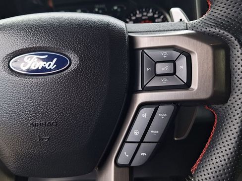 Used 2018 Ford F150 Raptor w/ Equipment Group 802A Luxury image 20