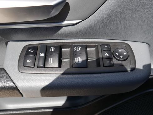 Used 2023 RAM 1500 Big Horn AWD/4WD image 30