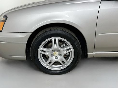 Used 2005 Subaru Impreza RS AWD/4WD image 31