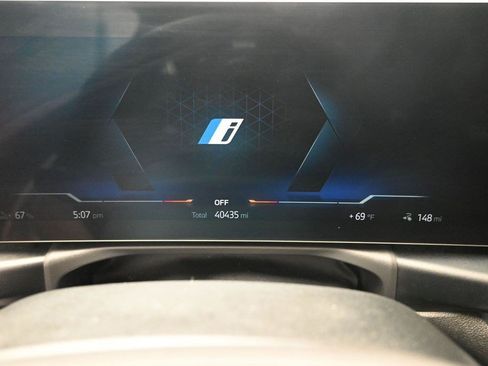 Used 2023 BMW i4 eDrive35 w/ Premium Package RWD image 10