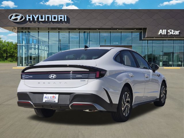 New 2026 Hyundai Sonata Blue FWD image 6
