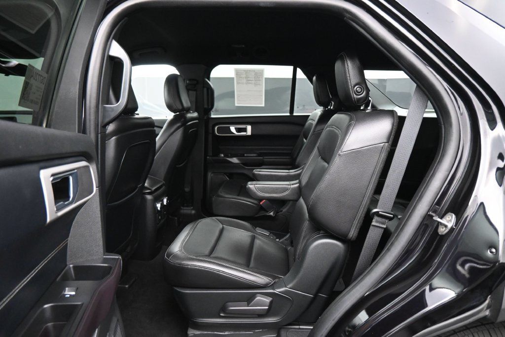 Used 2020 Ford Explorer XLT w/ Equipment Group 202A RWD image 13