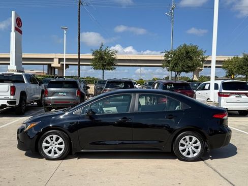 Used 2024 Toyota Corolla LE FWD image 10