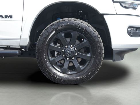 Used 2022 RAM 2500 Laramie AWD/4WD image 4