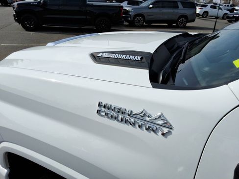 Certified 2024 Chevrolet Silverado 3500 High Country w/ Technology Package image 11