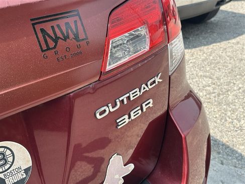 Used 2012 Subaru Outback 3.6R Limited AWD/4WD image 43