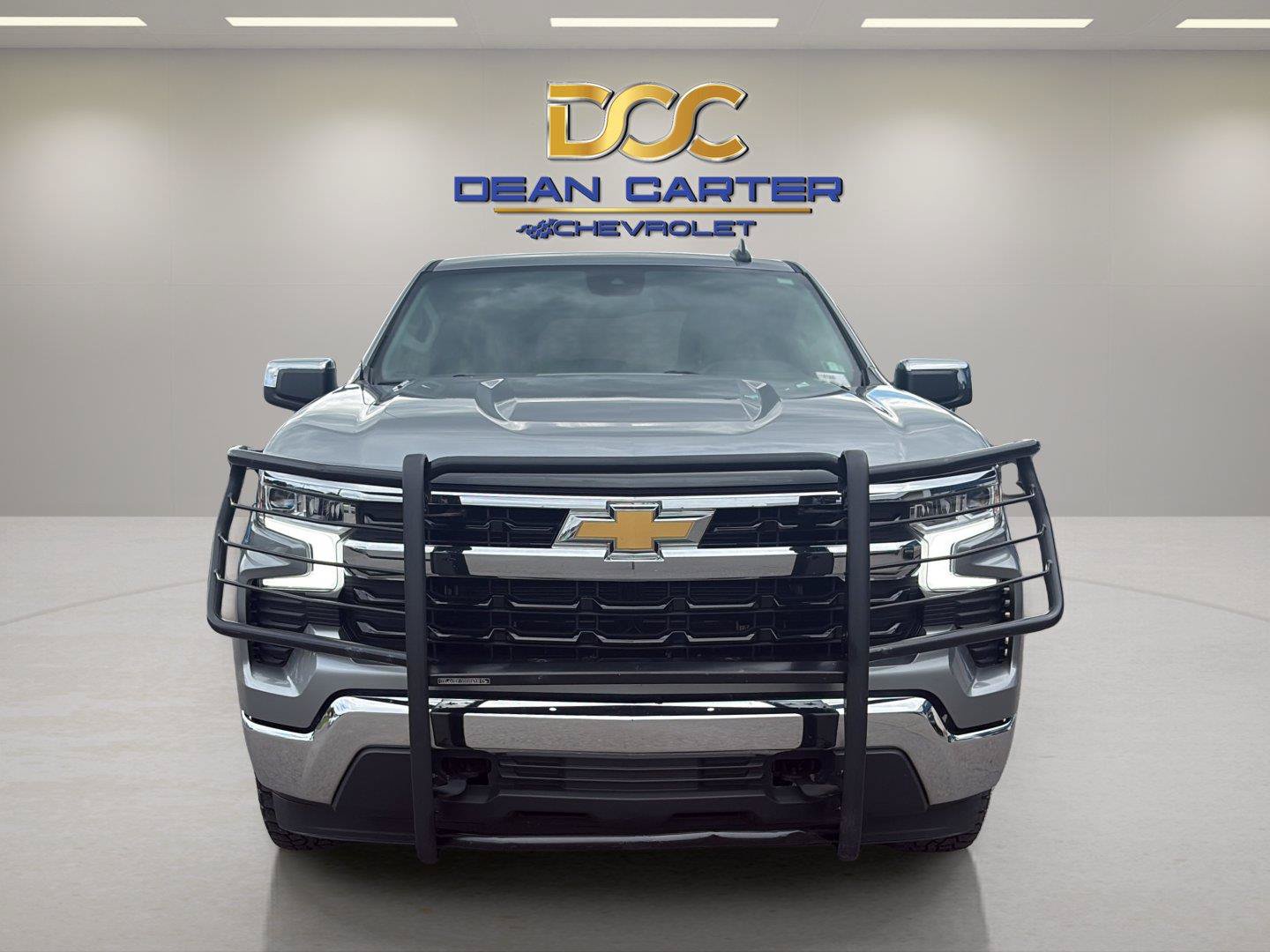 Used 2023 Chevrolet Silverado 1500 LT AWD/4WD image 8