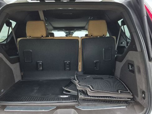 Used 2023 Cadillac Escalade ESV Premium Luxury w/ LPO, Radiant Package image 5