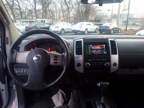 Used 2012 Nissan Xterra S image 10