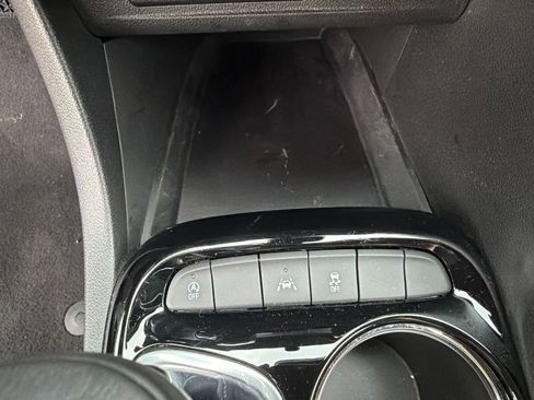 Used 2023 Buick Encore GX Preferred w/ Cold Weather Comfort Package FWD image 17