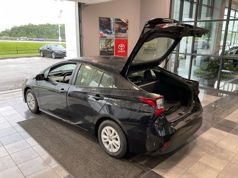 Used 2022 Toyota Prius LE FWD image 19