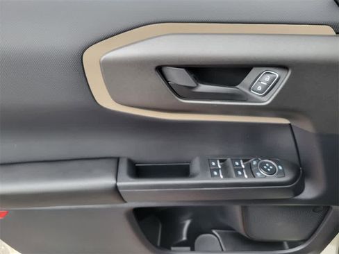Used 2025 Ford Bronco Sport Big Bend image 17
