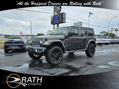 Used 2023 Jeep Wrangler Unlimited Sahara w/ Cold Weather Group