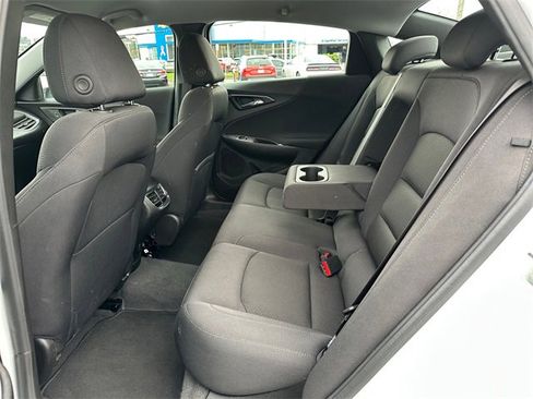 Used 2024 Chevrolet Malibu LT image 27