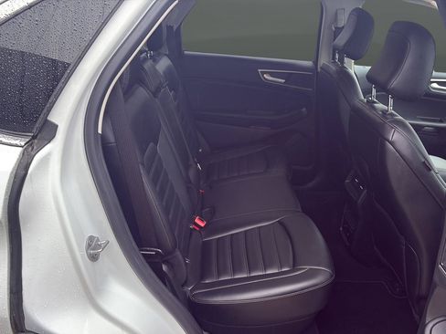 Used 2023 Ford Edge SEL w/ Convenience Package AWD/4WD image 15