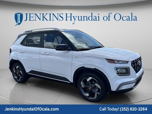 New 2026 Hyundai Venue SEL FWD image 11
