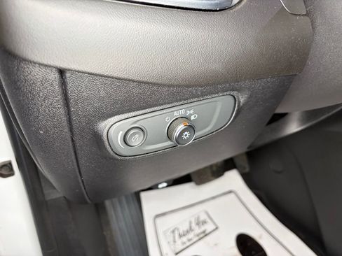 Used 2019 Chevrolet Equinox LT image 13