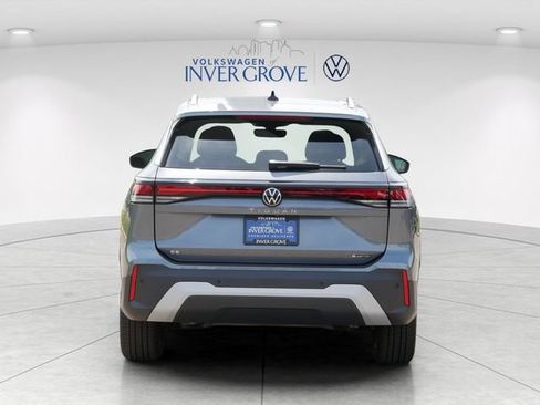 Certified 2025 Volkswagen Tiguan SE AWD/4WD image 6