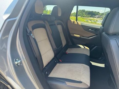 New 2026 Chevrolet Equinox ACTIV w/ Safety and Technology Package AWD/4WD image 25