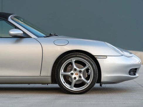 Used 1999 Porsche Boxster RWD image 89