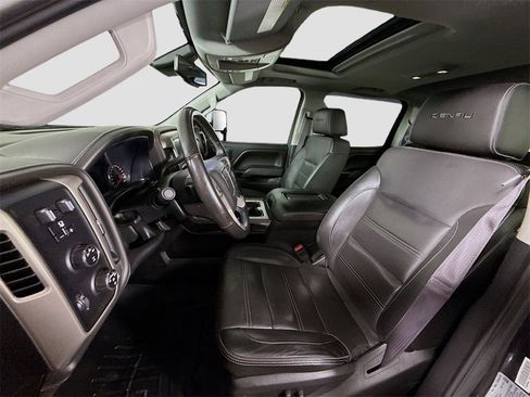 Used 2016 GMC Sierra 3500 Denali w/ Duramax Plus Package image 16