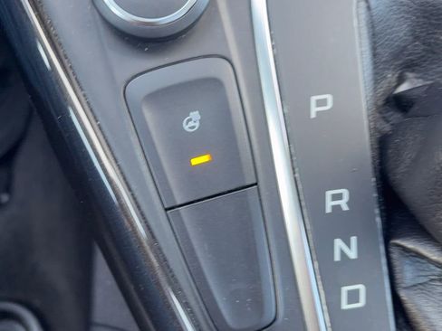 Used 2017 Ford Focus Titanium FWD image 20