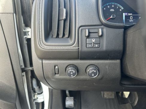 Used 2018 GMC Canyon Denali AWD/4WD image 17