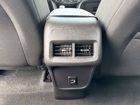 Used 2024 Chevrolet Equinox LT AWD/4WD image 18