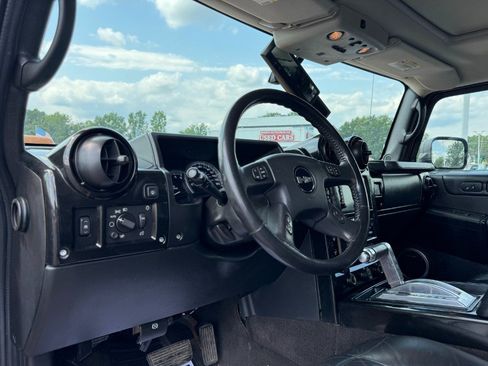 Used 2006 HUMMER H2 SUT w/ Limited Edition H2 AWD/4WD image 14