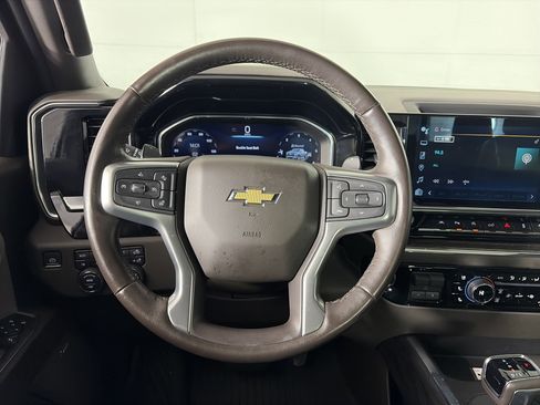 Used 2023 Chevrolet Silverado 1500 LTZ image 19