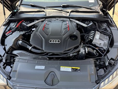 Used 2021 Audi S4 Premium Plus w/ Premium Plus Package AWD/4WD image 11