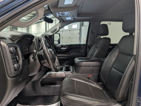 Used 2020 Chevrolet Silverado 2500 LTZ w/ LTZ Premium Package AWD/4WD image 17