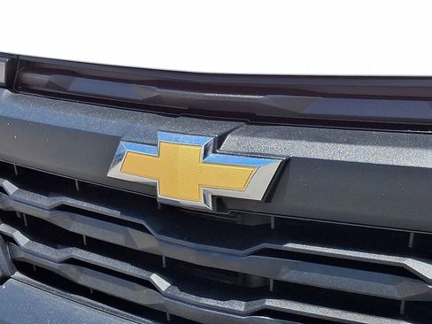 Used 2024 Chevrolet Colorado W/T RWD image 34