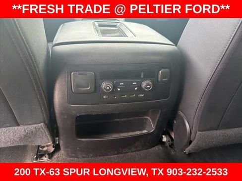 Used 2017 Chevrolet Suburban Premier RWD image 17