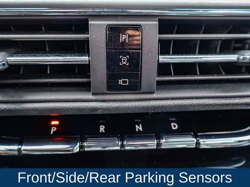 Used 2022 Lincoln Corsair AWD w/ Premium Package image 33